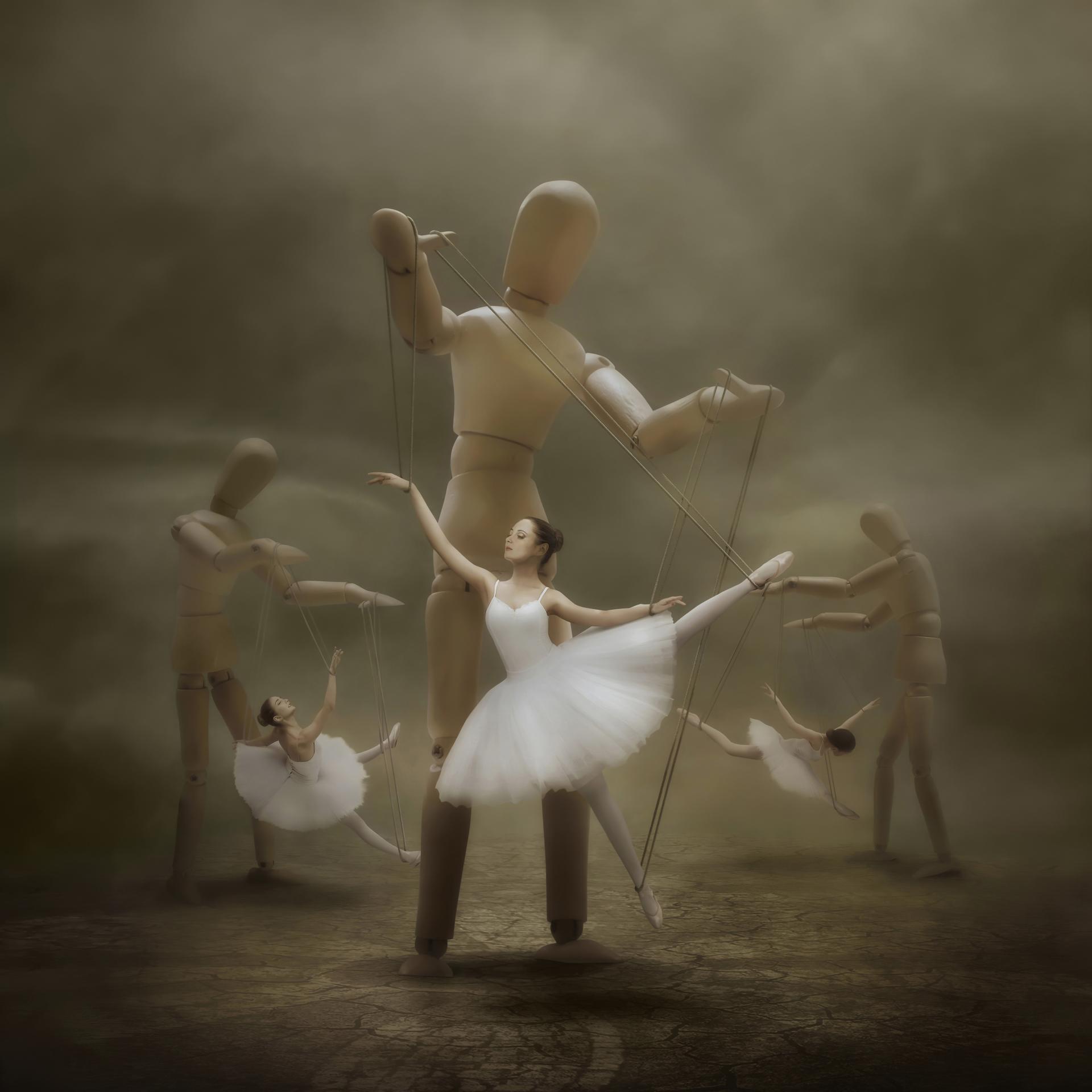 New York Photography Awards Winner - Marionette Ballerinas