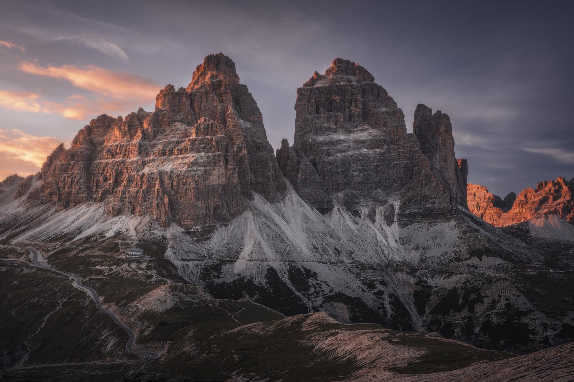 New York Photography Awards Winner - Gundabad the last light