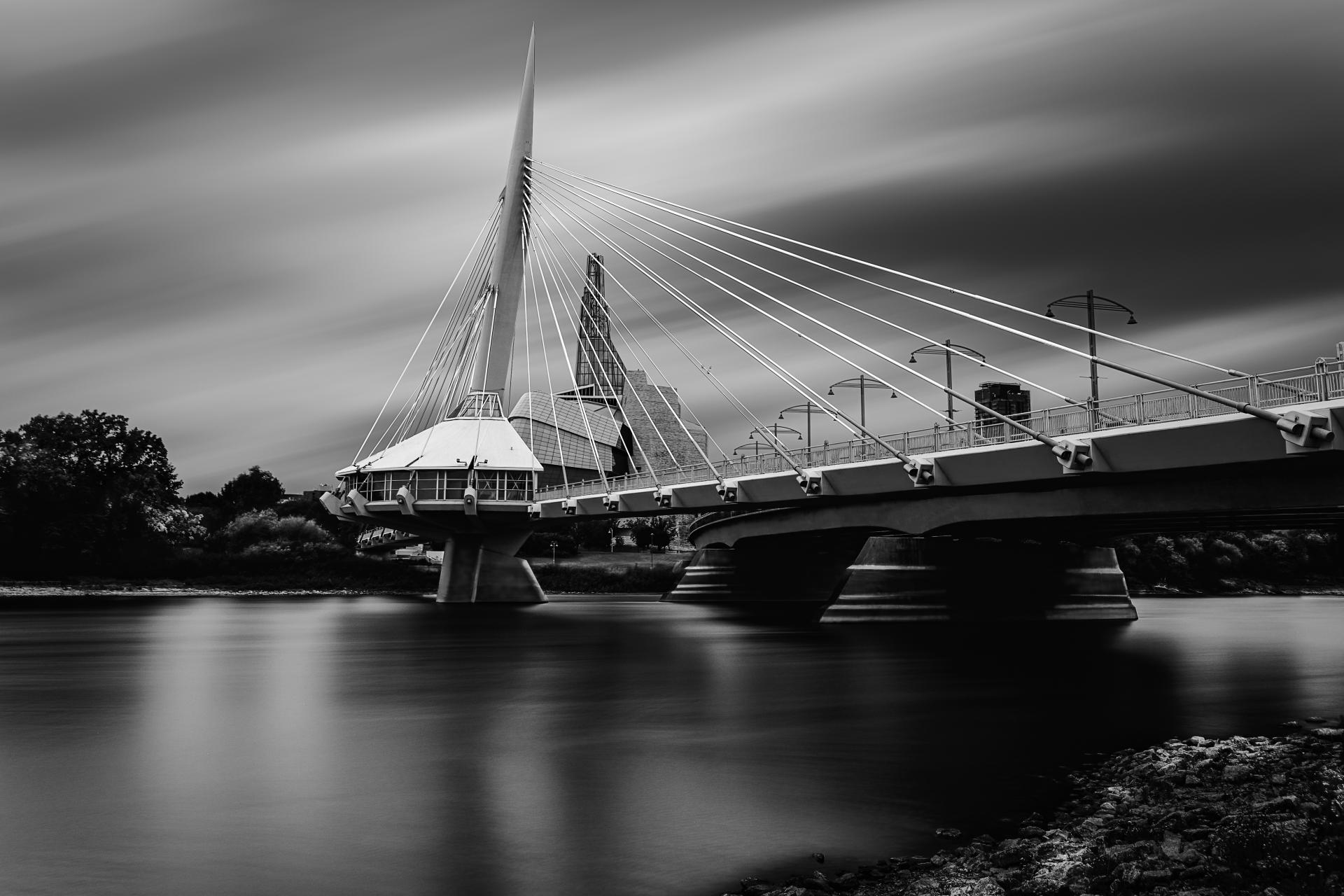 New York Photography Awards Winner - ESPLANADE RIEL