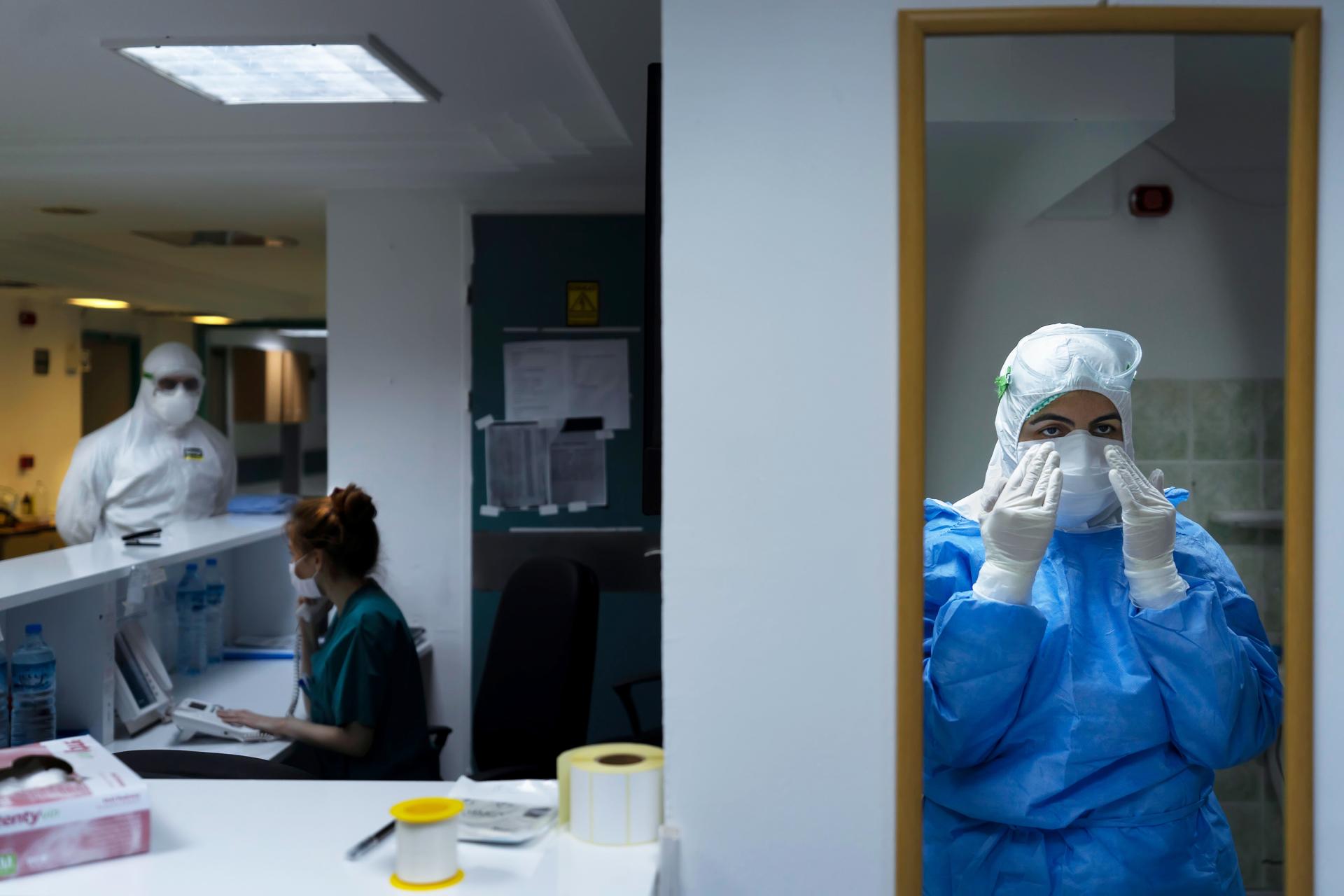 New York Photography Awards Winner - At THE EPİCENTER OF COVİD 19