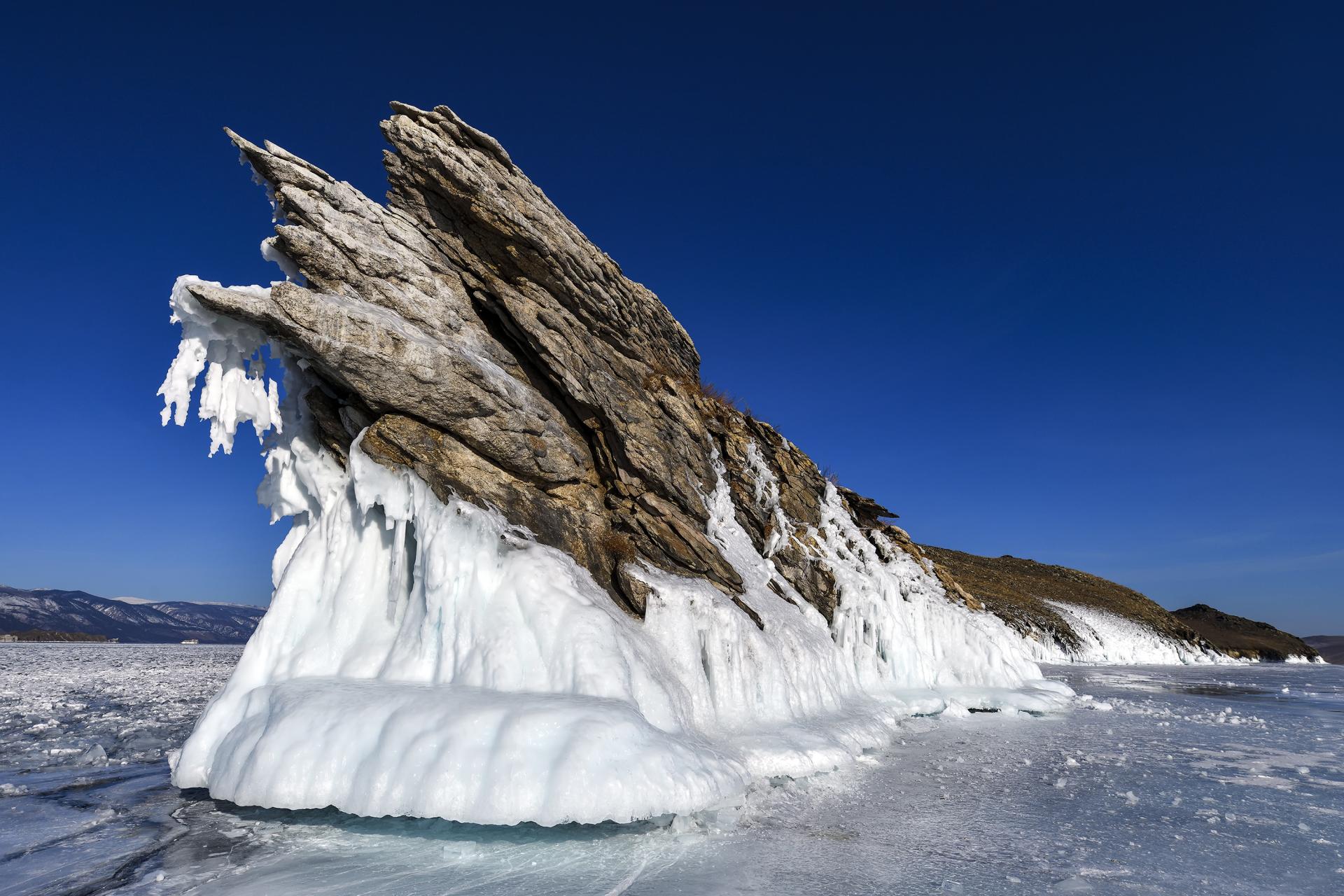 New York Photography Awards Winner - Discover the wonders of Lake Baikal