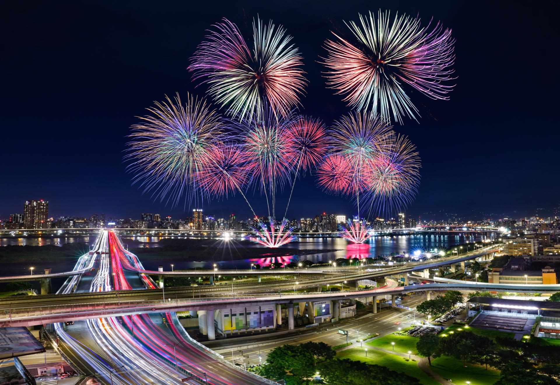 New York Photography Awards Winner - Bright fireworks off the track