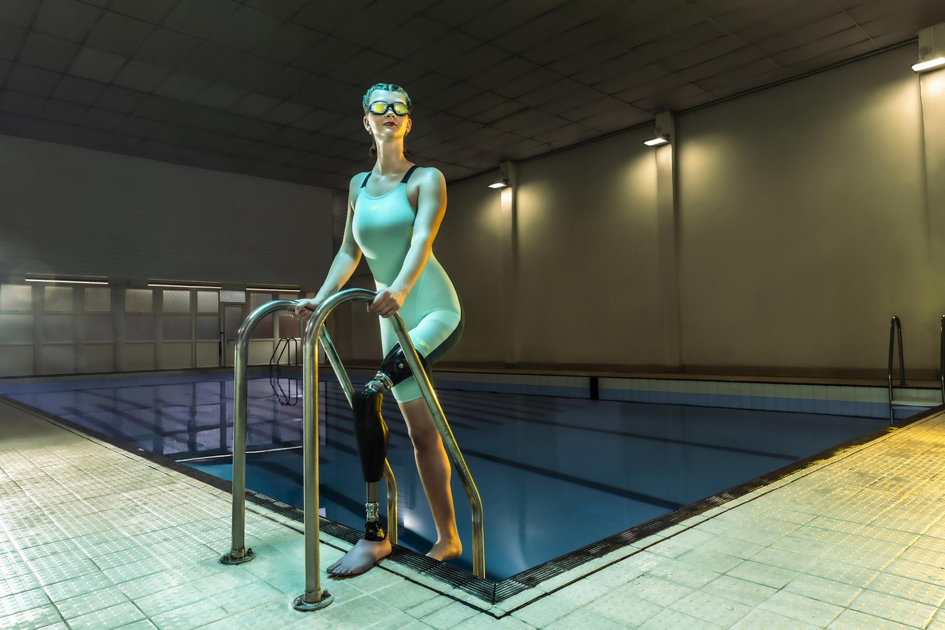 New York Photography Awards Winner - Annabelle pool 2